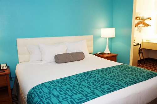 Howard Johnson by Wyndham Salinas image 10